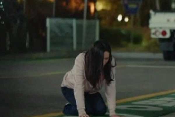 Chồng nói đi làm ăn xa để tôi một mình chăm con nhỏ, tôi bàng hoàng phát hiện bí mật trong chuyến đi công tác