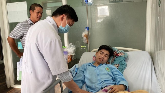 Vụ cháy karaoke ở Bình Dương: Nạn nhân kể giây phút chạm cửa tử, nhảy lầu thoát thân