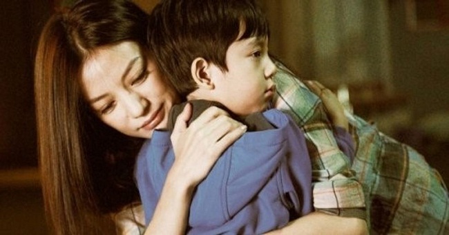 Vào đêm trước ngày cưới, nghe thấy con trai nói mơ trong giấc ngủ, tôi lập tức hủy hôn lễ