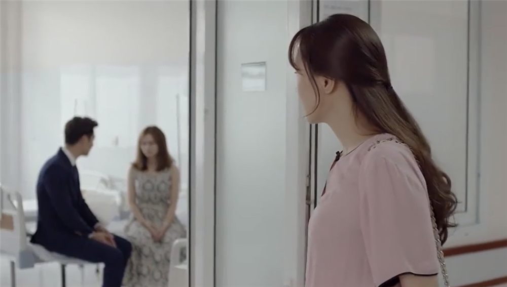 Biết mẹ ngoại tình, tôi sung sướng và để bố bắt quả tang đúng như kế hoạch