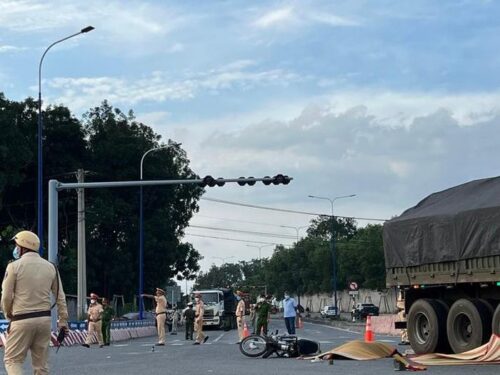 Danh tính 4 người trong 1 gia đình bị xe đầu kéo tông tử vong