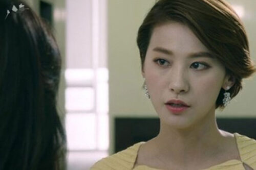 Anh rể ốm phải nằm viện, chị gái hỏi vay tôi 200 triệu, đến khi trả tiền chị khiến tôi choáng váng