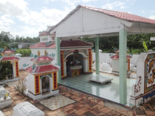 Lăng mộ kỳ bí nổi tiếng Đồng Tháp: Người dân đồn đoán có nhiều vàng bạc châu báu ở bên trong