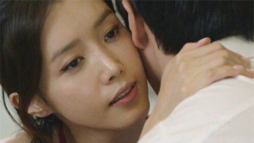 Sắp cưới thì bạn thân tìm đến, nàng đề nghị một việc khiến tôi vừa mừng vừa sợ