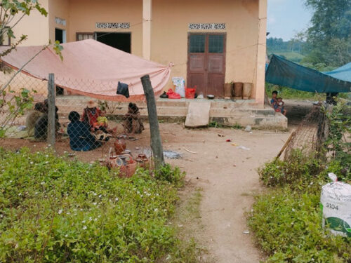 Gia Lai: Hàng xóm tá hỏa phát hiện 2 cha con tử vong trong tư thế treo cổ