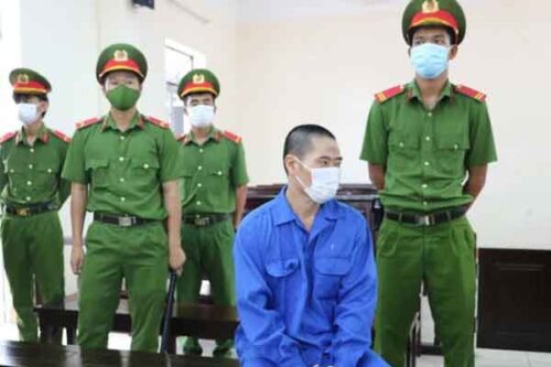 Nỗi đau đứt ruột của người mẹ sống cạnh gia đình kẻ sát hại con gái mình