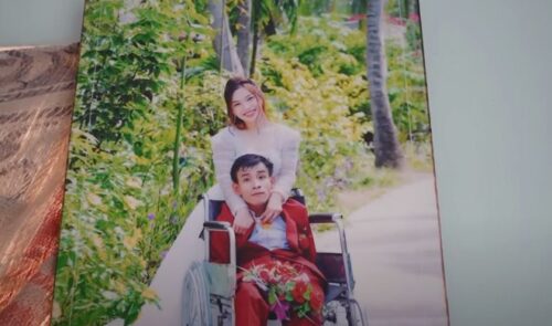 Chàng trai Bến Tre mắc bệnh bại não cưới vợ xinh đẹp, phản ứng của người mẹ khiến tất cả ngỡ ngàng