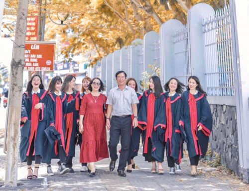 Gia đình ở Quảng Trị có 8 cô con gái toàn thạc sĩ và cử nhân