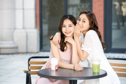 Vợ và bồ bỗng trở thành bạn, tôi thắc mắc thì cùng nhận được câu trả lời chấn động