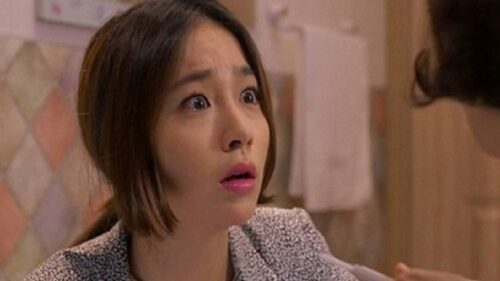 Tân hôn chồng say bí tỉ, nửa đêm tỉnh dậy tôi thất kinh khi thấy người phụ nữ nằm cạnh