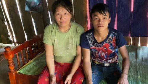 Trai tân 24 tuổi cưới người đàn bà 51 tuổi bất chấp lời chế giễu, hai năm sau tất cả bất ngờ