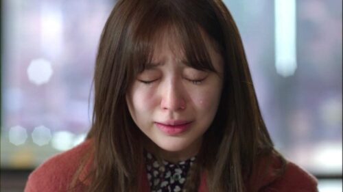 Vừa đi du lịch 1 ngày mẹ đã gọi điện về hỏi thăm, sau cuộc gọi tôi hủy đám cưới luôn