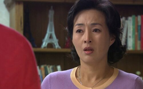 Sau 10 năm bị mẹ chồng "đuổi" khỏi nhà, tôi thấy xấu hổ và biết ơn mẹ