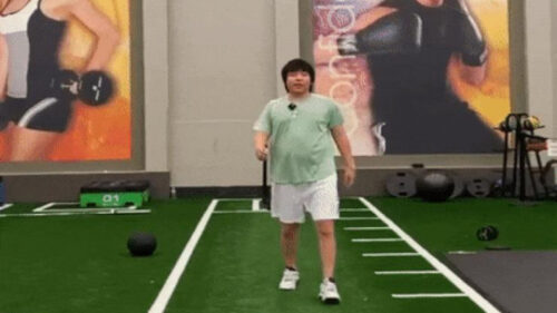 Khoa Pug: Bỏ 5 tỷ để đi khập khiễng cả đời, năm 2022 sóng gió nhất?