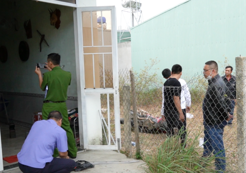 Xô xát với chủ nhà, 1 trong 2 tên trộm tử vong