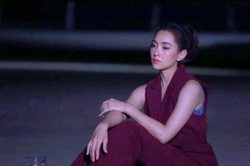 Mẹ đơn thân được Trấn Thành dựng phim về cuộc đời: U40 nuôi con ngoan, ngày càng trẻ đẹp khiến chồng cũ níu kéo