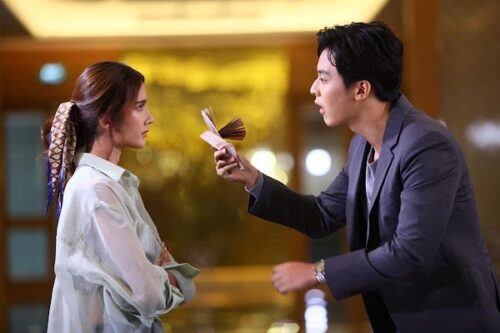 Sau 10 năm tôi ly hôn người vợ chỉ biết có tiền, ngày ra tòa giành nuôi con, cô ấy nói 1 câu mà tôi chịu thua