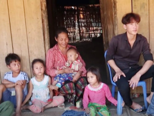 Người phụ nữ 48 tuổi có 16 đứa con, đứa lớn kém mẹ 16 tuổi