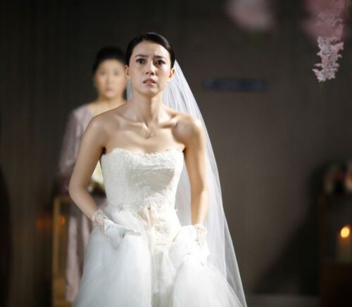 Tái hôn mẹ chồng cũ tới mừng 3 tỷ, nghe yêu cầu của bà, con tôi lập tức đuổi đi