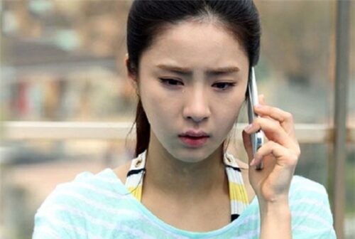 Uống say lỡ lên giường cùng bạn thân, hôm sau tỉnh dậy tôi đỏ mặt trước lời tuyên bố của cậu ta