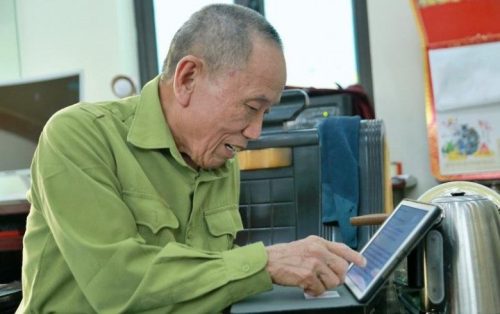 Người đàn ông Hà Nội có 10 vợ, 27 người con vẫn tự nhận là "trai tân" giờ ra sao?