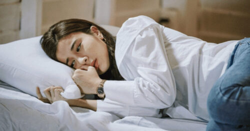 Đêm tân hôn, tôi giật mình khi nghe tiếng gọi "bố" qua điện thoại của chồng