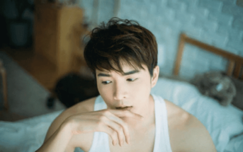 Vợ đi chăm em gái đẻ 3 ngày về, từ tháng đó tôi vội đưa sạch tiền lương, không giữ lại đồng nào