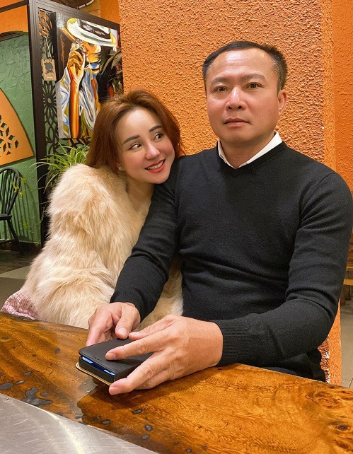 chồng ca sĩ vy oanh là ai