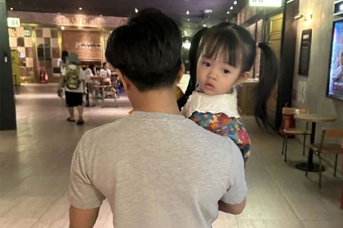 Cường Đô La lên tiếng khi bị hỏi sự riêng tư lúc đưa 2 nhóc tỳ xem phim ở rạp