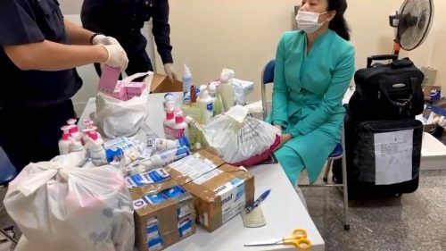 Công an khám xét nơi ở của 4 nữ tiếp viên mang 11,4kg ma túy