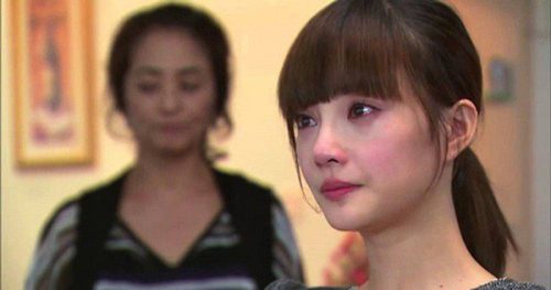 Vay tiền dâu cả nhưng mẹ chồng lại dấm dúi cho dâu út, tôi nổi đóa rồi nghẹn ngào khi biết sự thật