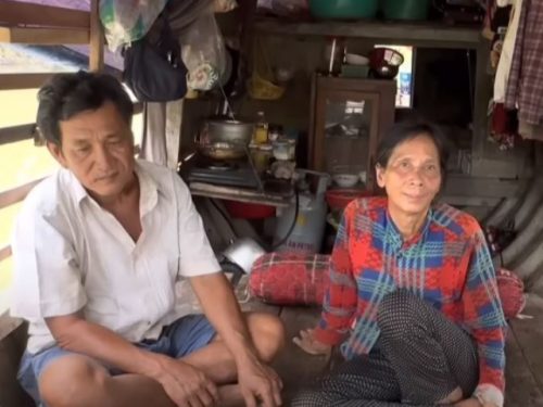 Người đàn bà góa 64 tuổi cưới trai tân muốn chồng tìm thêm vợ để sinh con