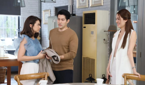 Sang nhà cô bạn thân, nhìn quả xoài chua đang ăn dở trên bàn tôi sững người vì biết đã mất chồng