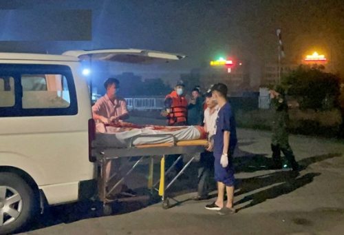 Vụ rơi máy bay trực thăng: Tìm thấy thi thể 3 du khách