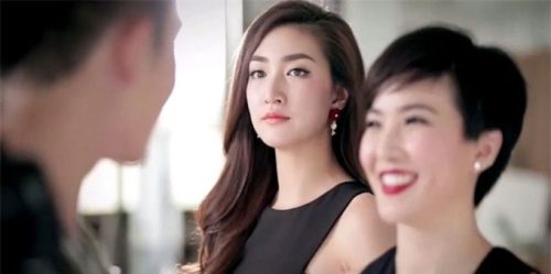 Bạn thân của vợ đến nhà chơi, chồng ngại ngùng nói ra sự thật khiến tôi bất ngờ