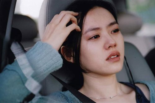 Mẹ đơn thân bị bố mẹ lấy lại đất đã cho để đưa cho con gái út bán trả nợ