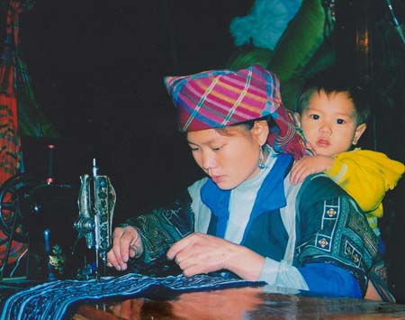 Cảm động mối tình chị dâu lấy em chồng ở Yên Bái