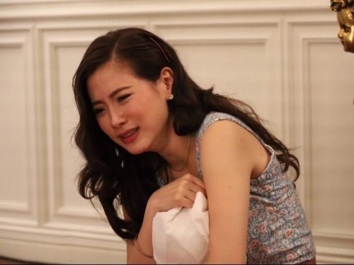 Nửa đêm chồng biến mất, tôi cay đắng chờ anh trước cửa nhà nghỉ