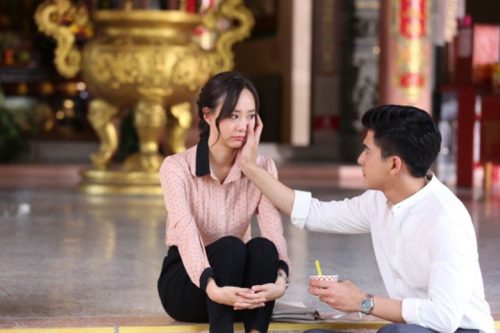 Nghĩ vợ là gái nạ dòng, tôi chẳng thiết giữ nhưng vừa nhìn 8 chữ trong điện thoại, tôi hoảng hồn run sợ