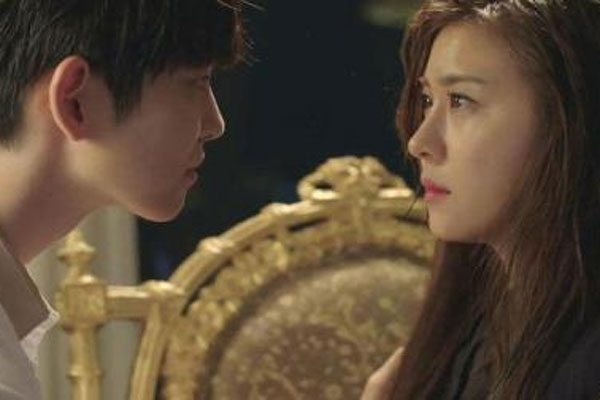 Màn kịch ngoại tình hoàn hảo của gã chồng chấp nhận ở rể