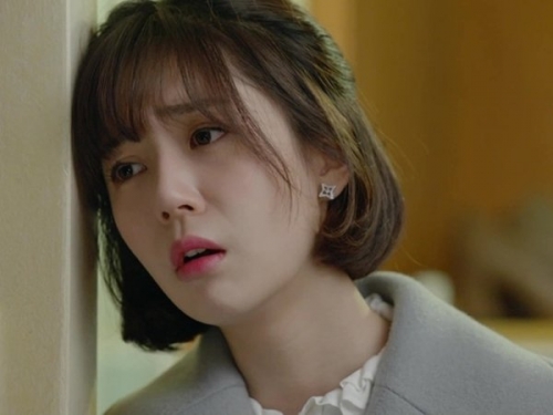 Nửa đêm nghe tiếng mờ ám của chồng phát ra từ phòng chị dâu