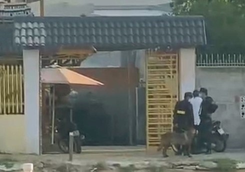 Hàng trăm cảnh sát bao vây nhà đại ca giang hồ ở TP Phan Thiết