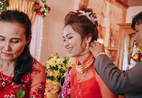 Bất ngờ cuộc sống mới của cô dâu Ninh Thuận nhận 14 cây vàng, sổ đỏ 4 tỷ thêm chiếc ôtô trong đám cưới