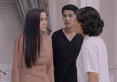 Tối mịt chị dâu chưa nấu cơm cho chồng, mẹ tôi đập bát đuổi hai vợ chồng anh trai ra đường