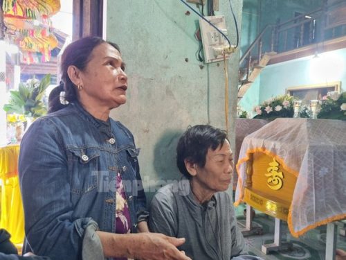 3 anh em đuối nước ở Quảng Nam: Người mẹ đau đớn nằm bên cạnh 3 chiếc quan tài