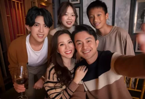 Hoa hậu Thu Hoài có bị phạt 2 triệu USD sau khi ly hôn chồng kém 10 tuổi?