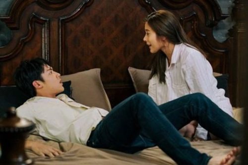 Lời thú nhận của chồng trong đêm tân hôn làm tôi không dám chạm vào anh