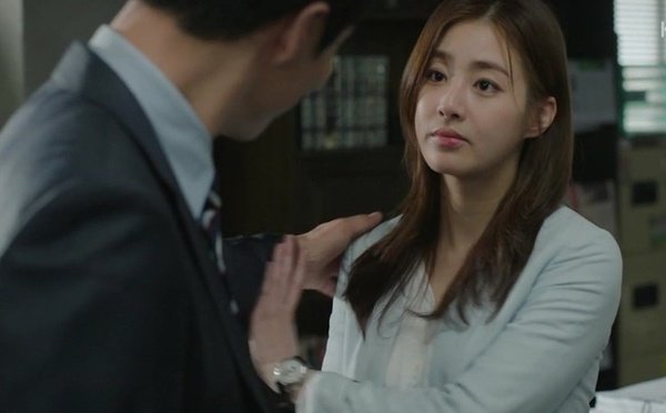 Lần đầu ra mắt nhà bạn trai, tôi suýt ngất khi gặp em trai anh ấy