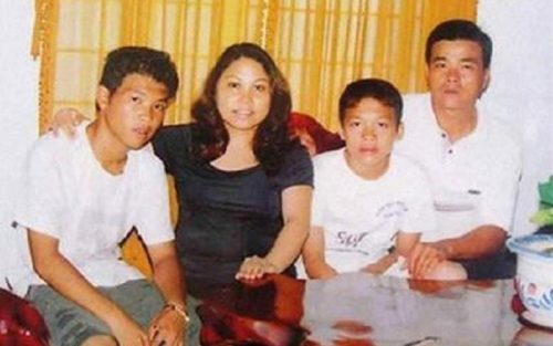 Ca sĩ Siu Black sắp làm đám cưới với cựu cầu thủ bóng chuyền