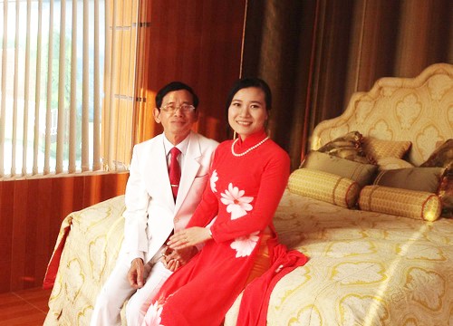 4 đại gia Việt nổi tiếng chiều vợ: Có người cưới vợ thứ 6, thuê vệ sĩ, lái siêu xe 25 tỷ đưa vợ đi ăn sáng